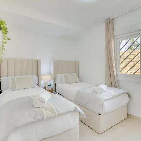 Costalita Cozy Sea Front * Estepona