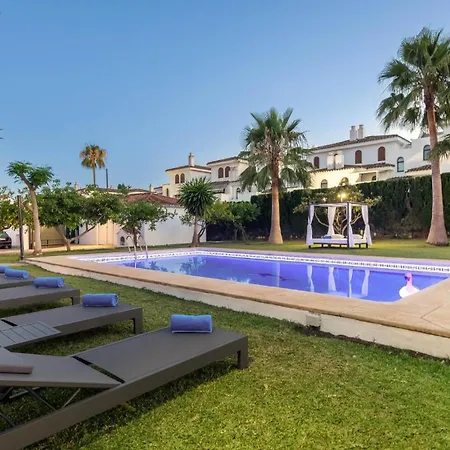Costalita Cozy Sea Front * Estepona
